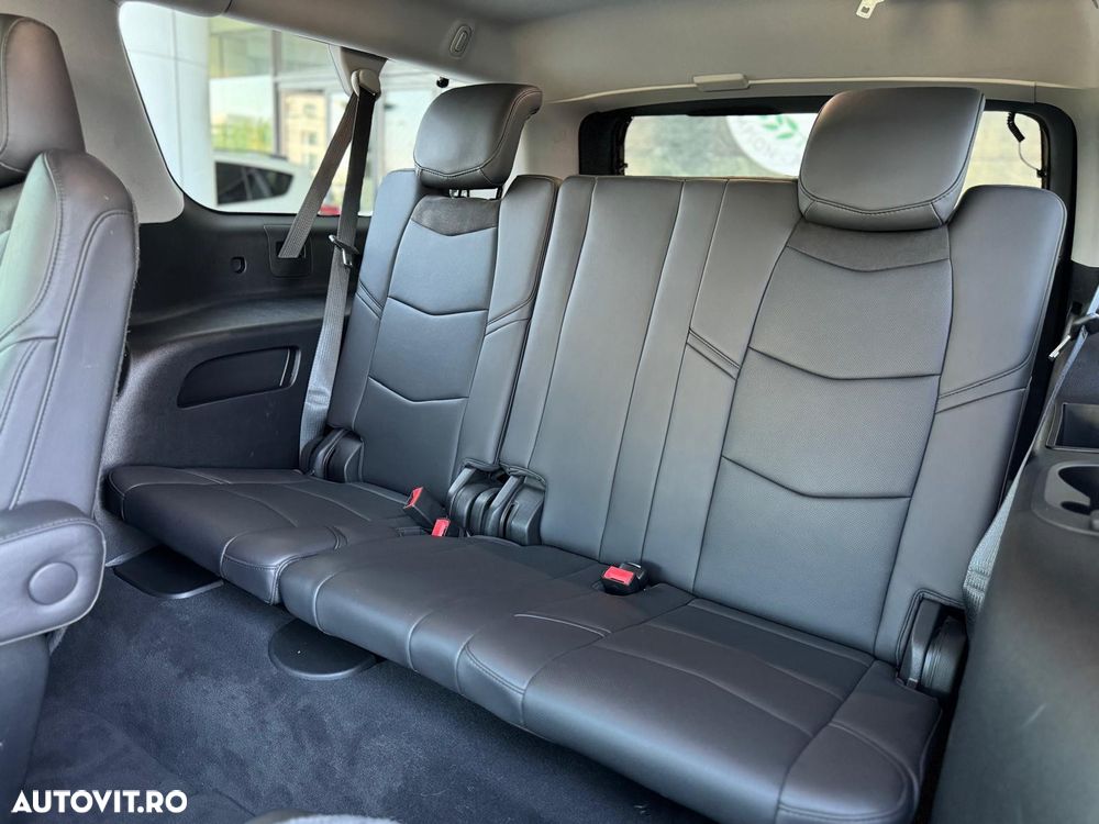 Cadillac Escalade 6.2 V8 ESV Platinum - 25