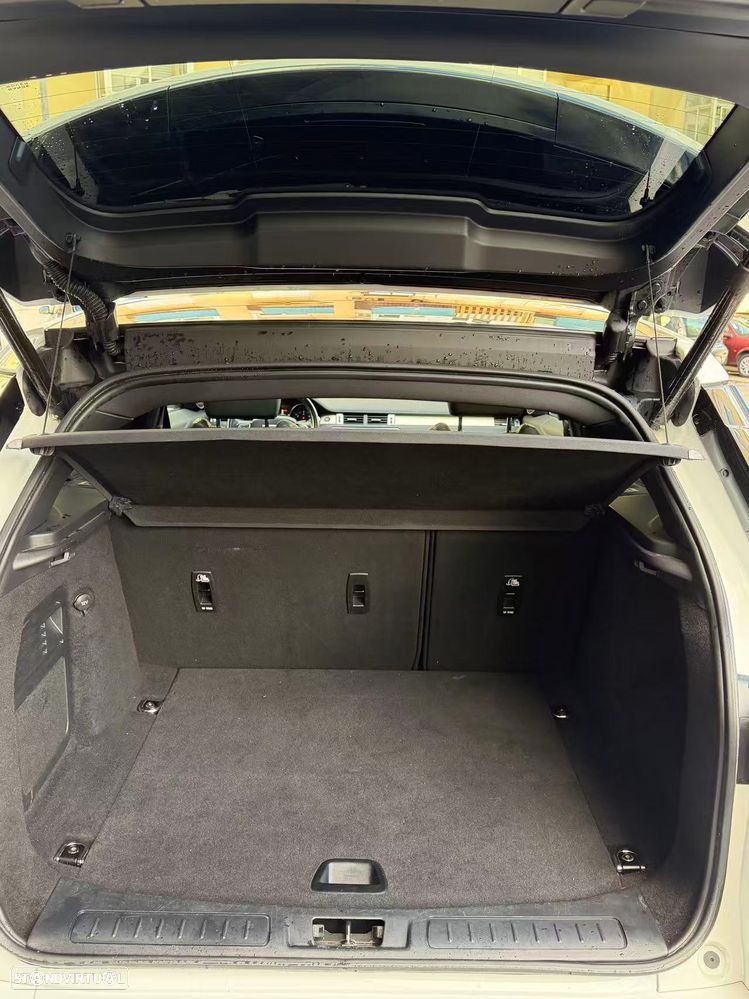 Land Rover Range Rover Evoque 2.0 TD4 SE Auto - 6