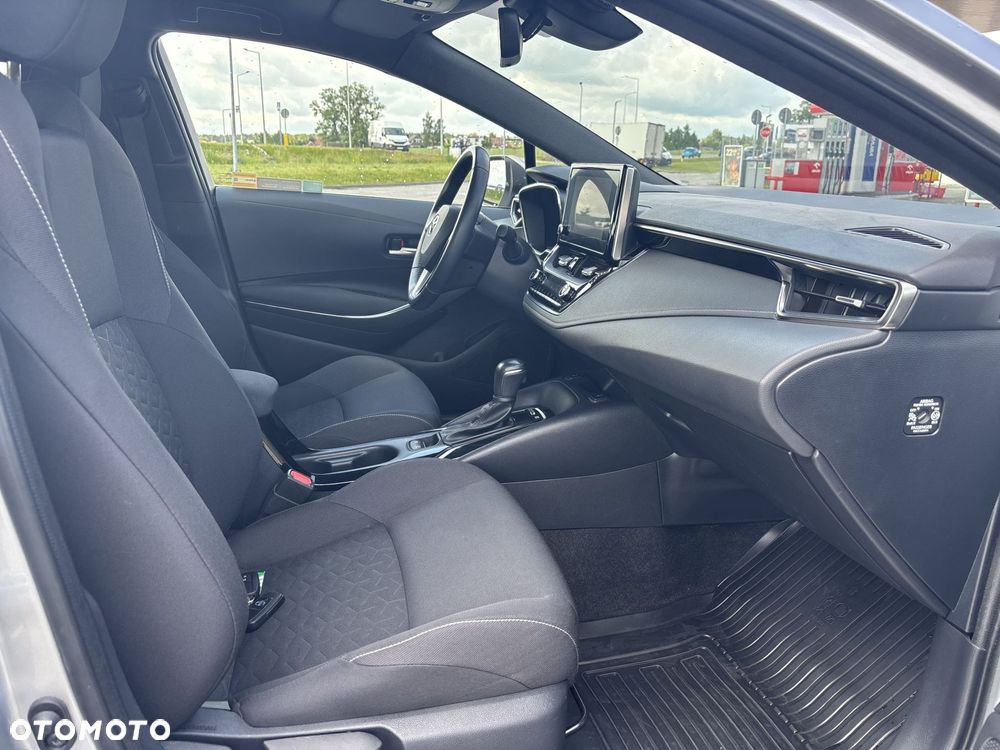 Toyota Corolla - 18