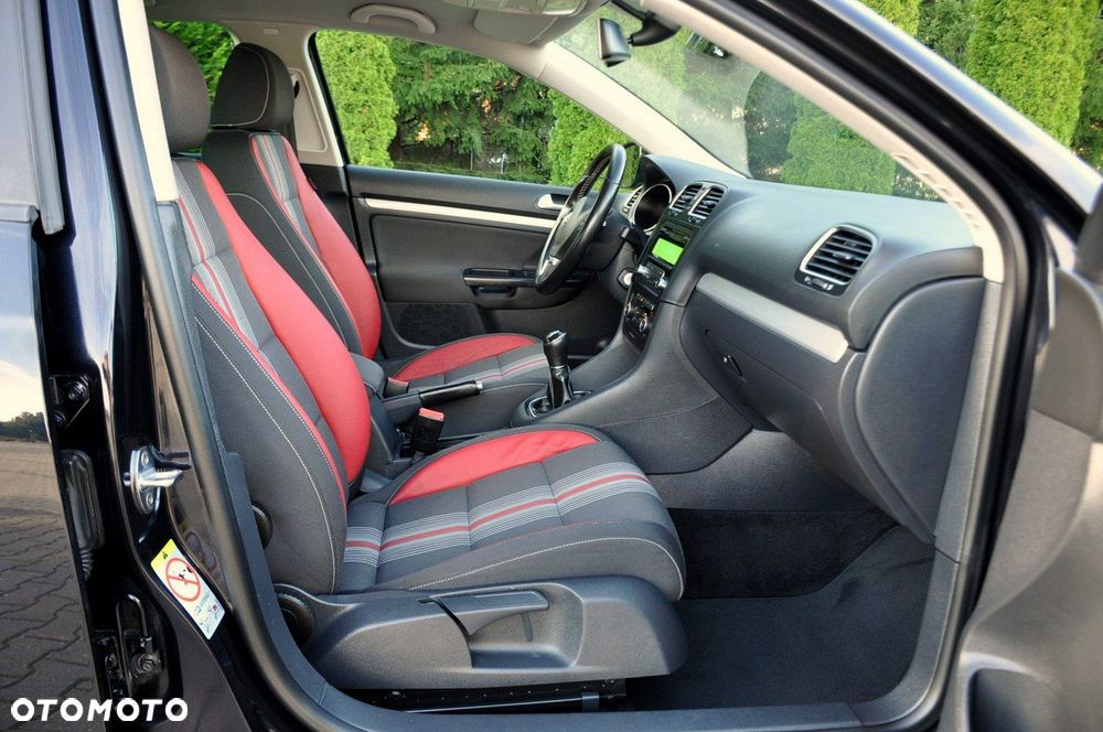 Volkswagen Golf - 17