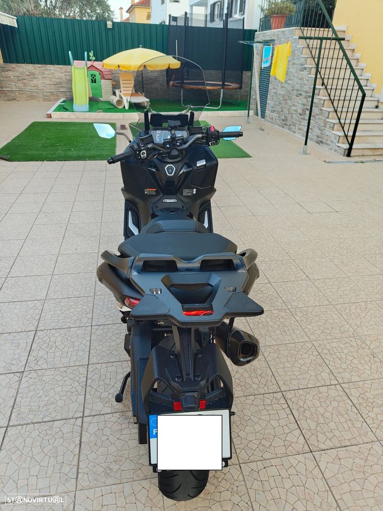 Yamaha TMAX Tech Max - Dark Magma - 5