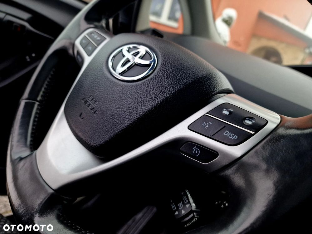 Toyota Verso 1.6 Premium - 17