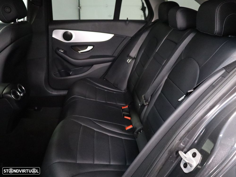 Mercedes-Benz C 300 de Avantgarde - 7