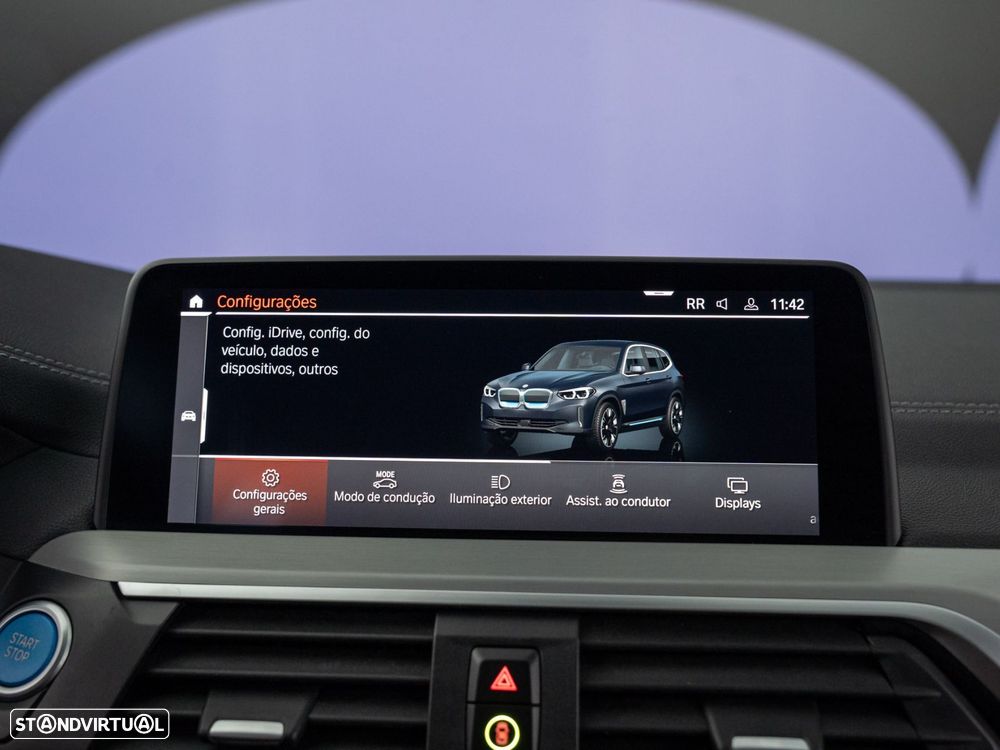 BMW iX3 Impressive - 36