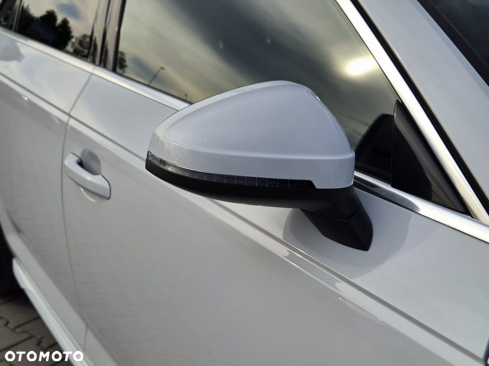 Audi A4 Limousine 2.0 TDI Quattro Sport S tronic - 37