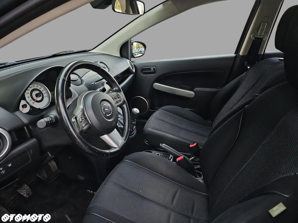 Mazda 2 1.5 Dynamic - 12
