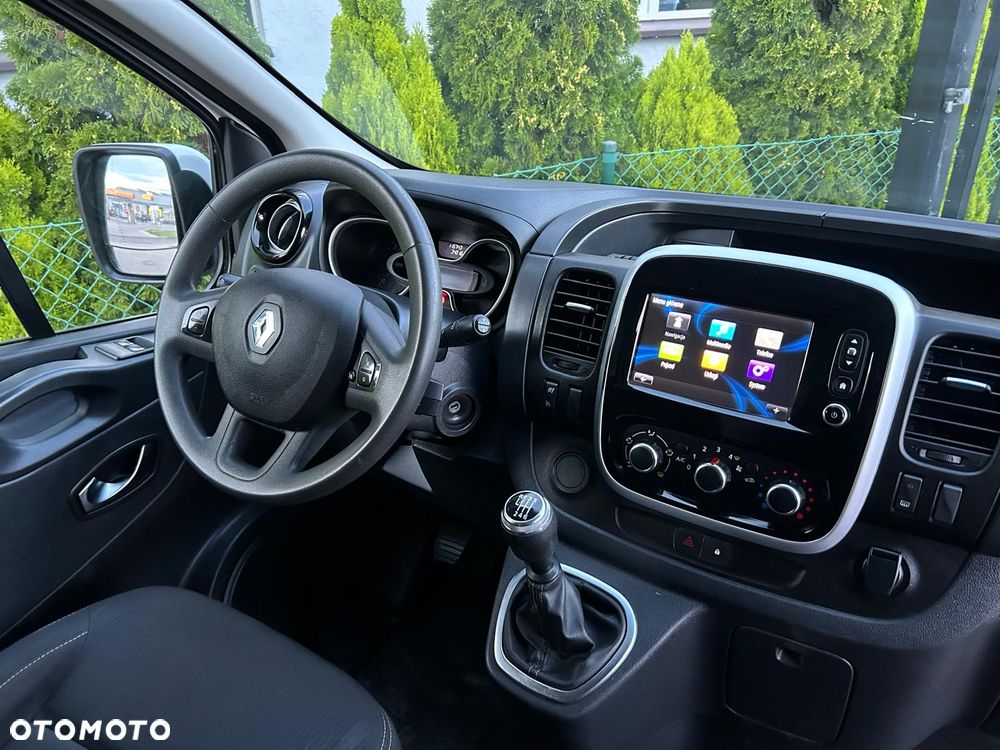 Renault Trafic - 21