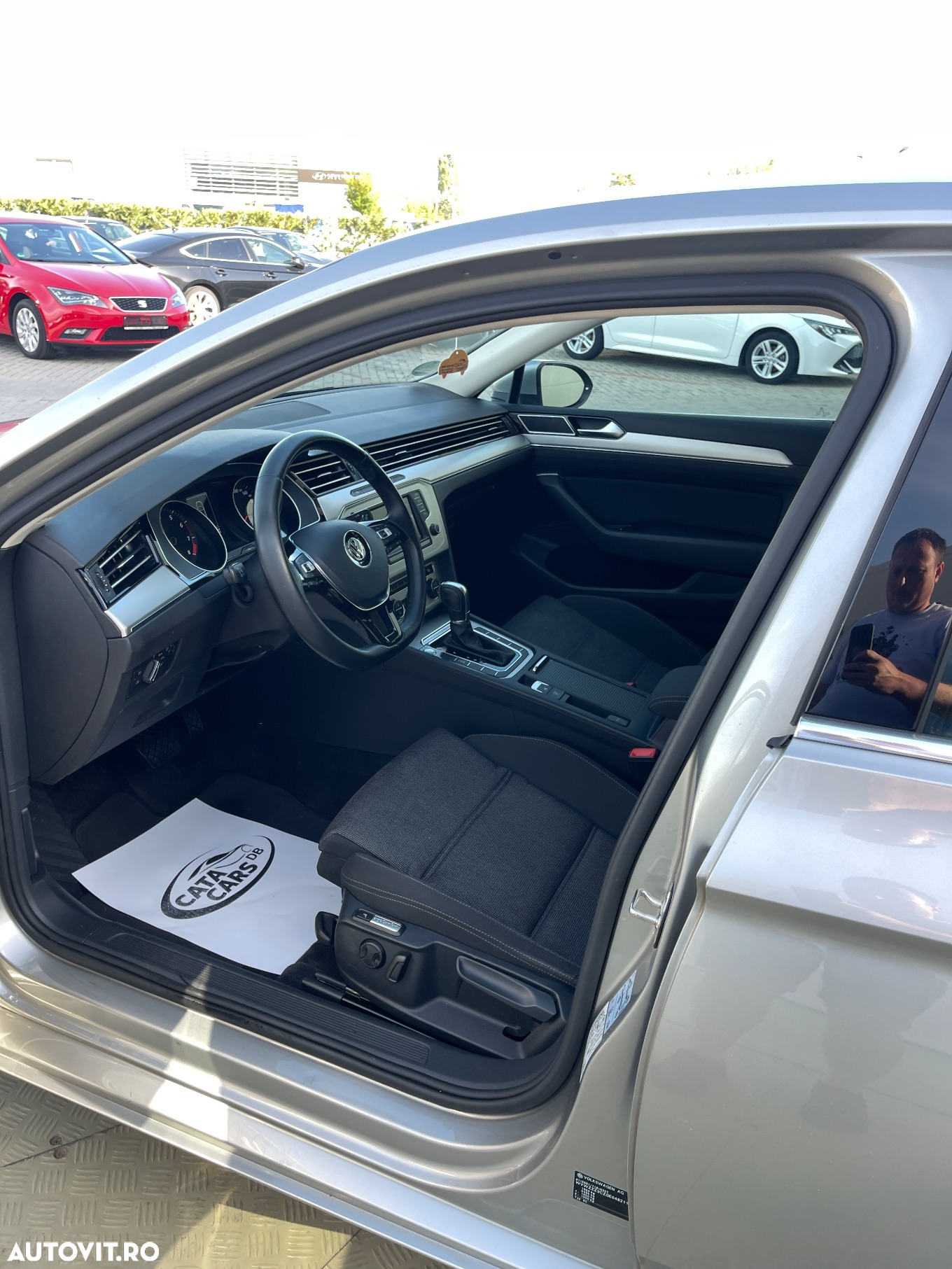 Volkswagen Passat - 27