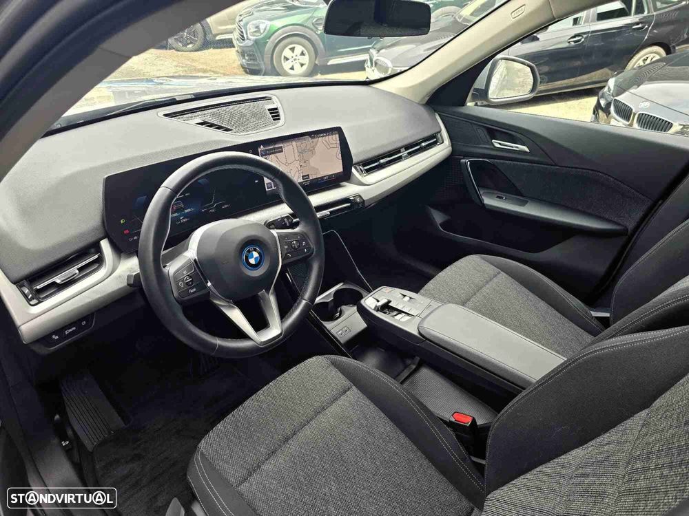 BMW iX1 xDrive30 - 6