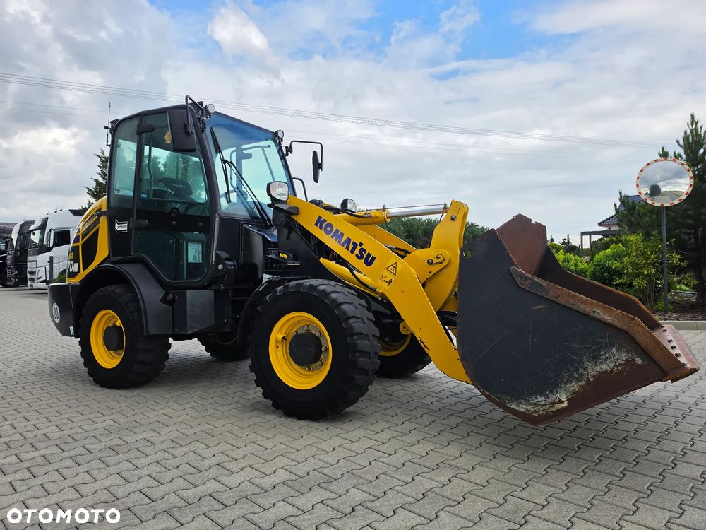 Komatsu WA70M-8E0 NOWY MODEL SPROWADZONA Z DE  2200 MTG SUPER STAN !!! - 25