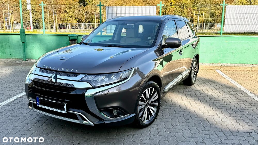 Mitsubishi Outlander 2.0 Intense + SDA 4WD CVT - 5