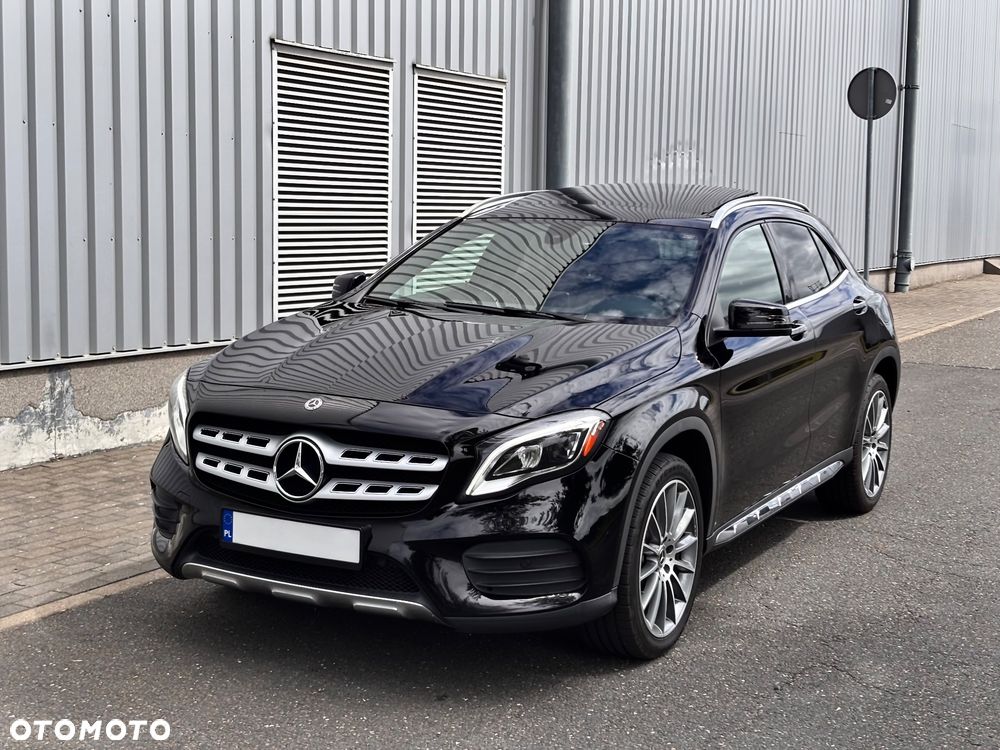 Mercedes-Benz GLA 250 7G-DCT AMG Line - 2