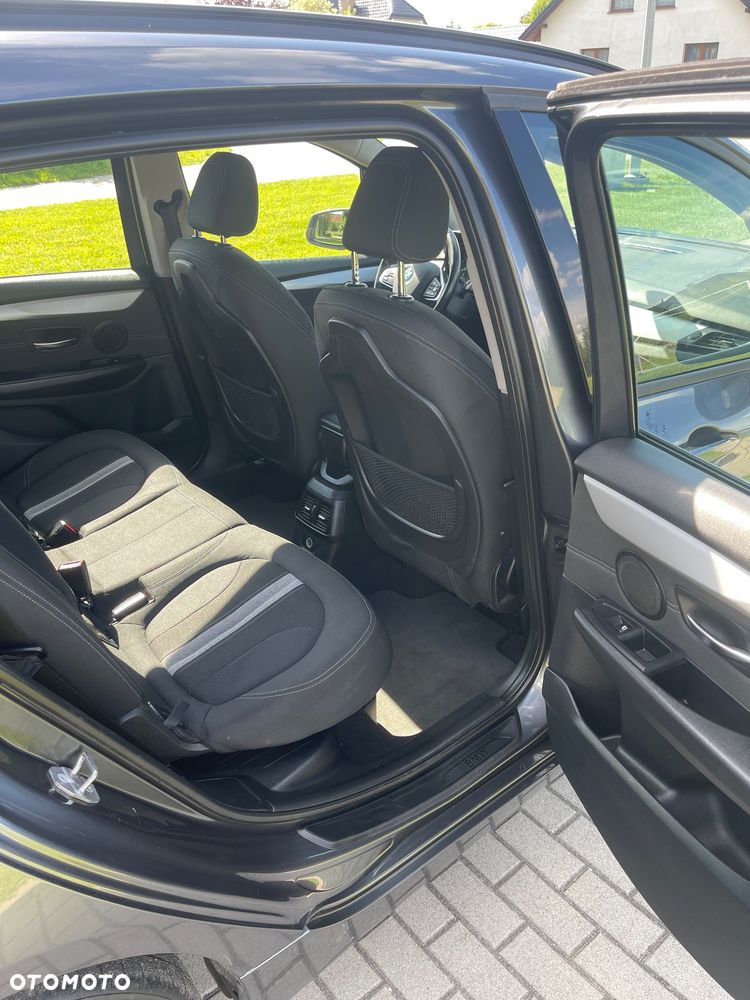 BMW Seria 2 216d Luxury Line - 8
