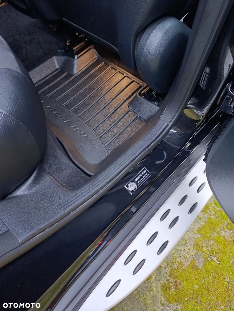 Mercedes-Benz GLC - 33