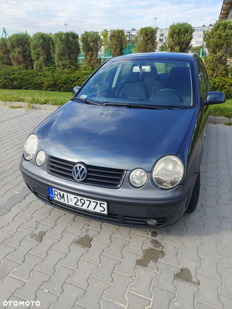 Volkswagen Polo 1.4 16V Comfortline - 12