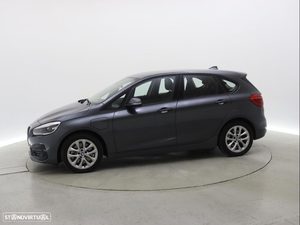 BMW 225xe Active Tourer - 2
