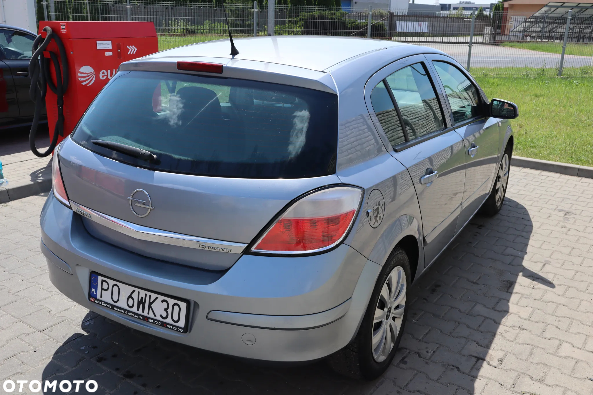 Opel Astra 1.6 - 9