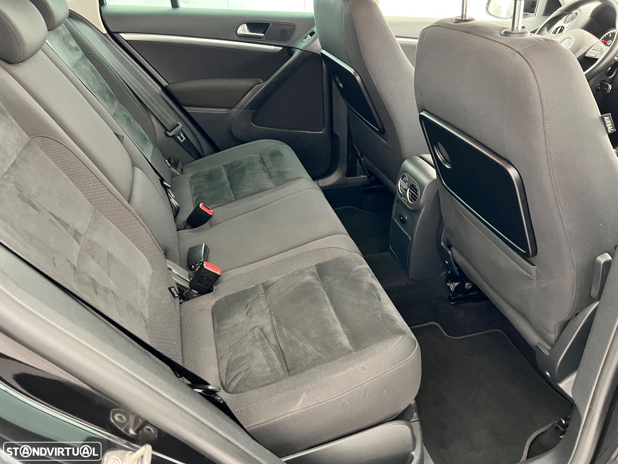 VW Tiguan 2.0 TDI DPF 4Motion DSG Sport & Style - 33