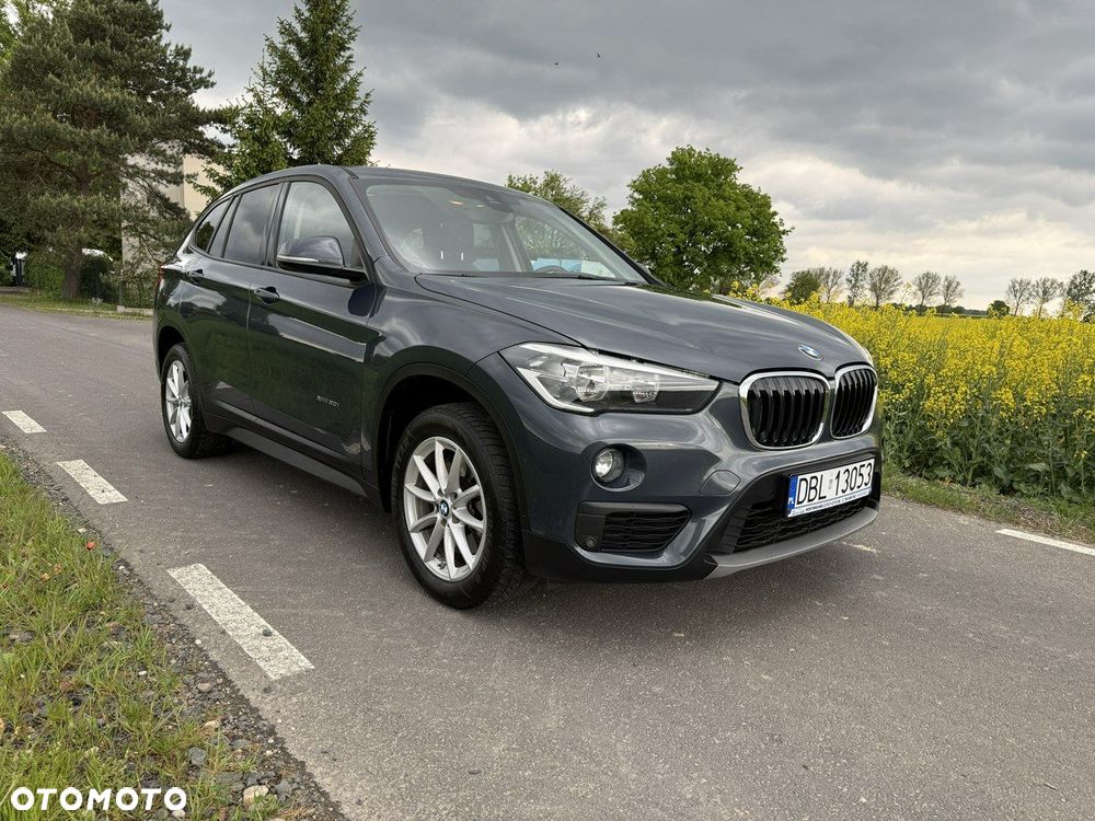 BMW X1 xDrive20i Advantage - 21
