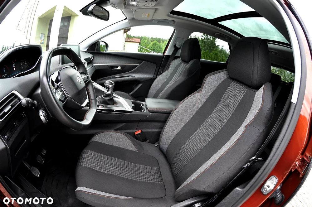 Peugeot 3008 1.2 PureTech Allure S&S - 20