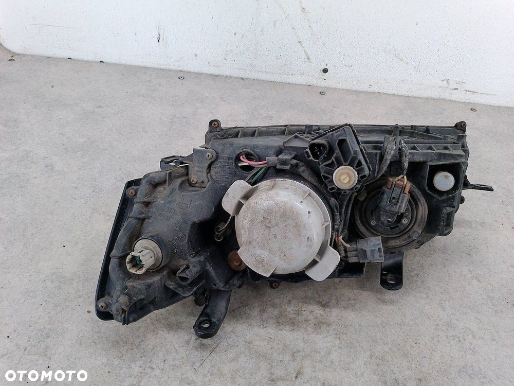 LAMPA PRZÓD PRAWA SUBARU OUTBACK III 100-20794 100-20792 100-20791 KOITO - 10