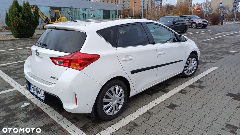 Toyota Auris 1.33 VVT-i Premium - 5