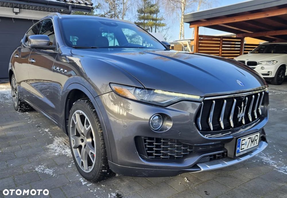 Maserati Levante Q4 Executive - 2
