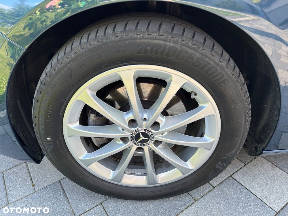 Mercedes-Benz Klasa B 200 Style 7G-DCT - 34