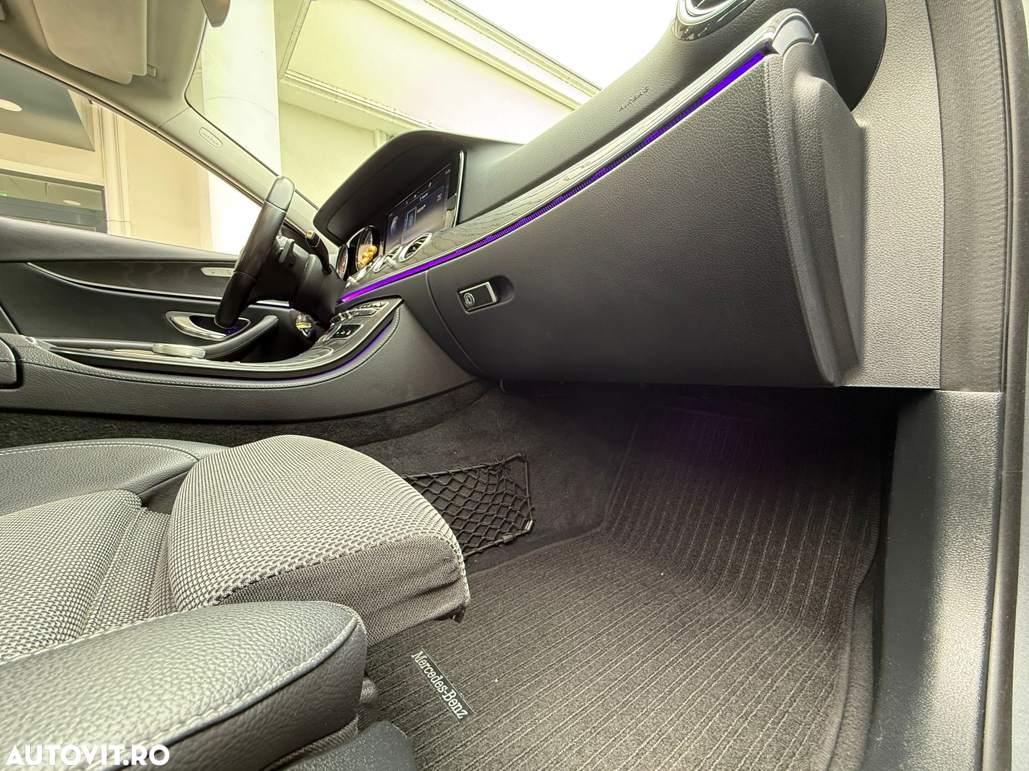 Mercedes-Benz E 200 d T 9G-TRONIC Avantgarde - 15