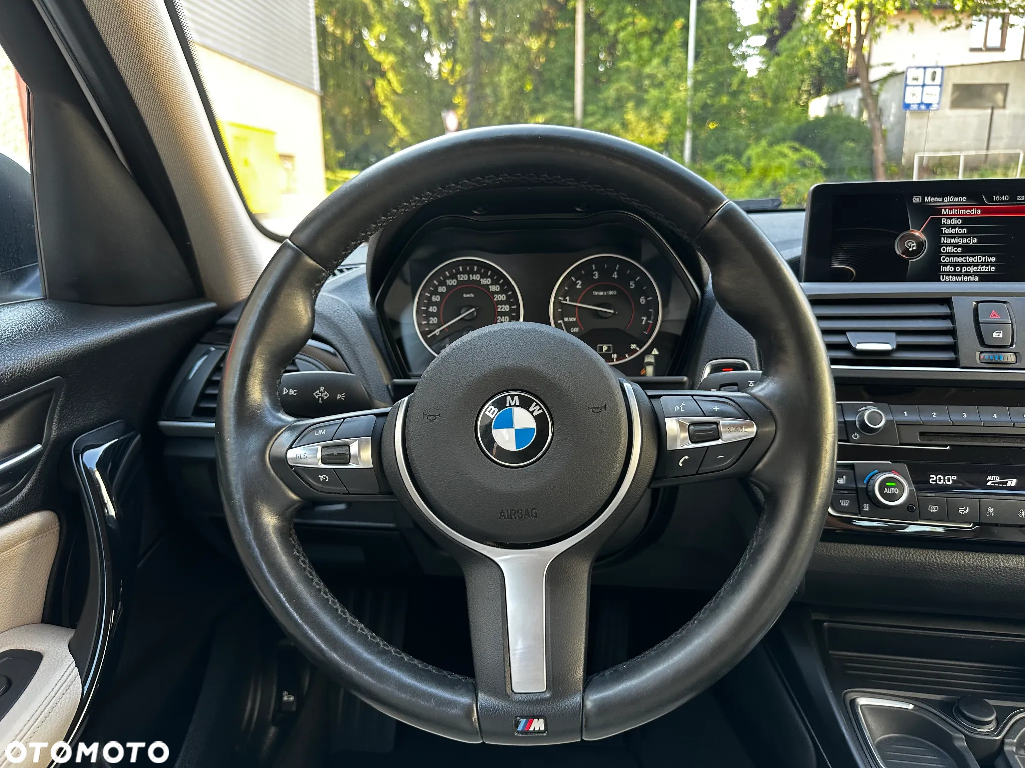 BMW Seria 1 118i Sport Line - 26