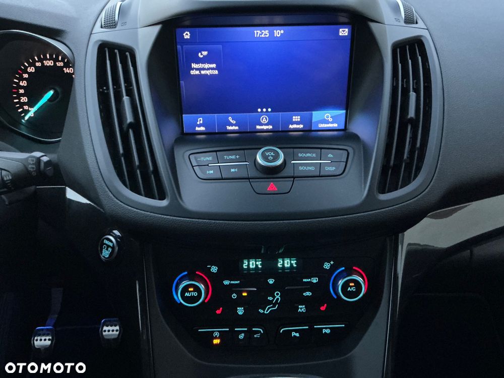 Ford Kuga - 23