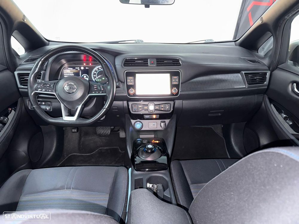 Nissan Leaf N-Connecta - 6