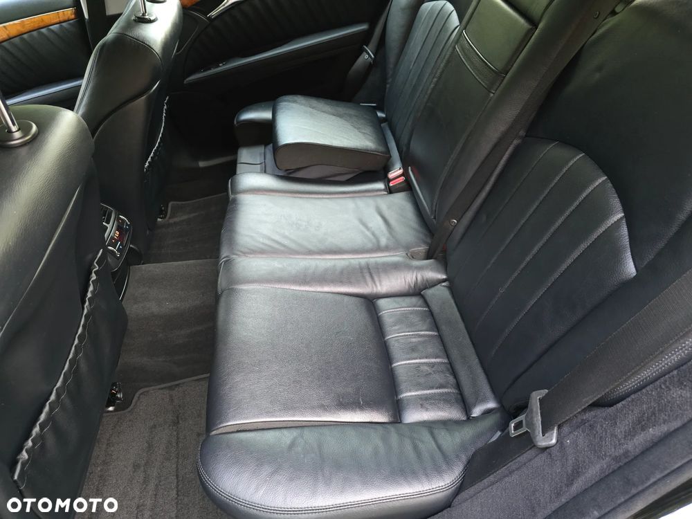 Mercedes-Benz Klasa E 280 4-Matic Elegance - 26