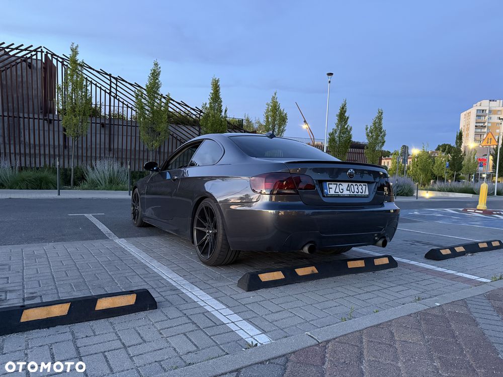 BMW Seria 3 335d - 15