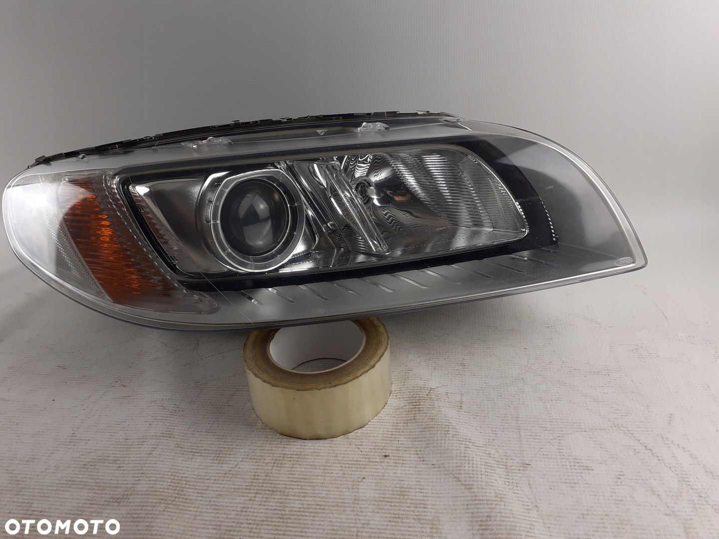 Lampa prawa przód Volvo XC70 V70 S80 ksenon 2007-16 - 8