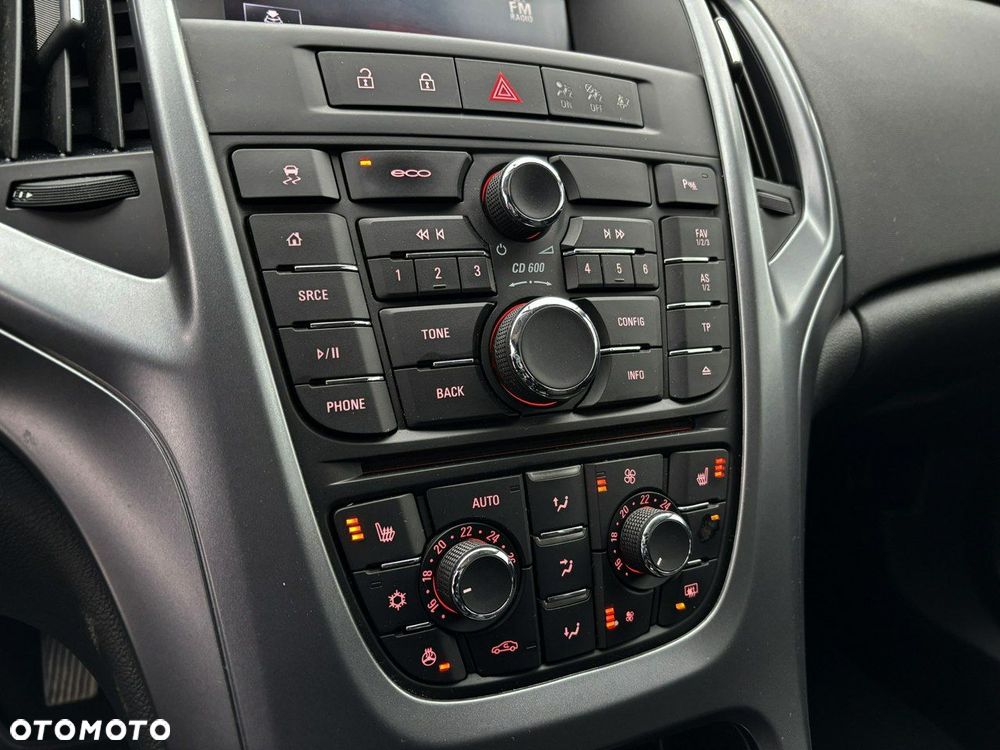 Opel Astra 1.4 Turbo Innovation - 15