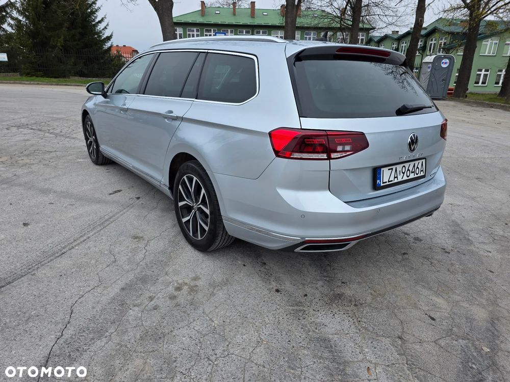 Volkswagen Passat 2.0 TDI SCR DSG 4Motion Business - 4