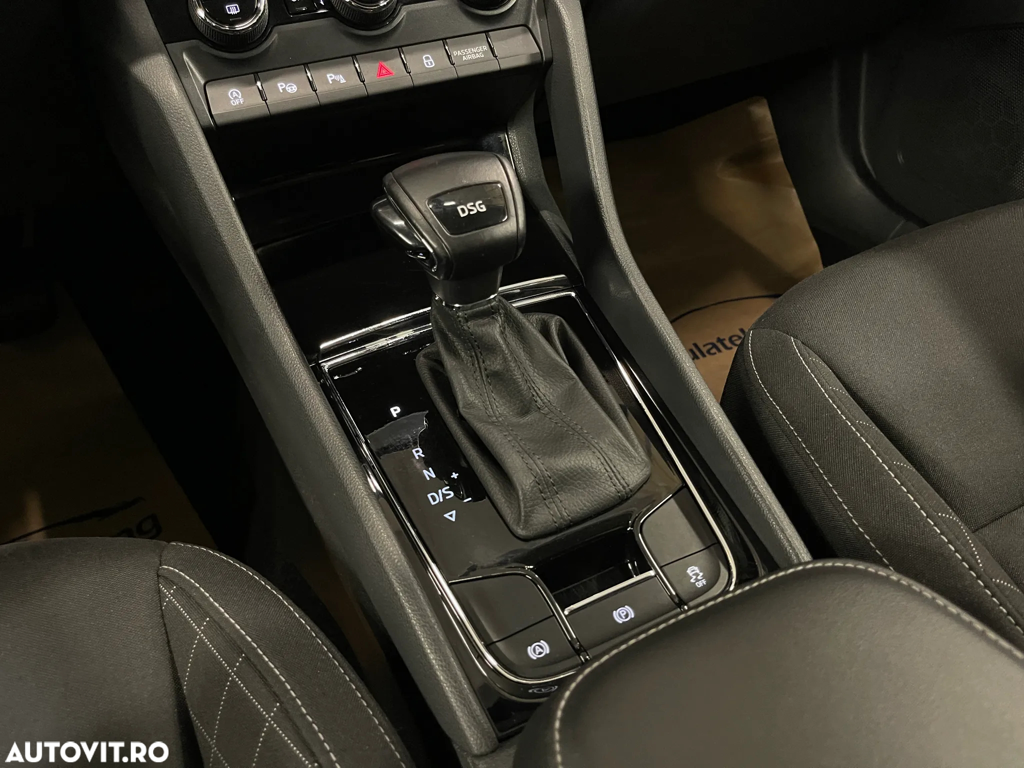 Skoda Karoq 1.6 TDI DSG Style - 23