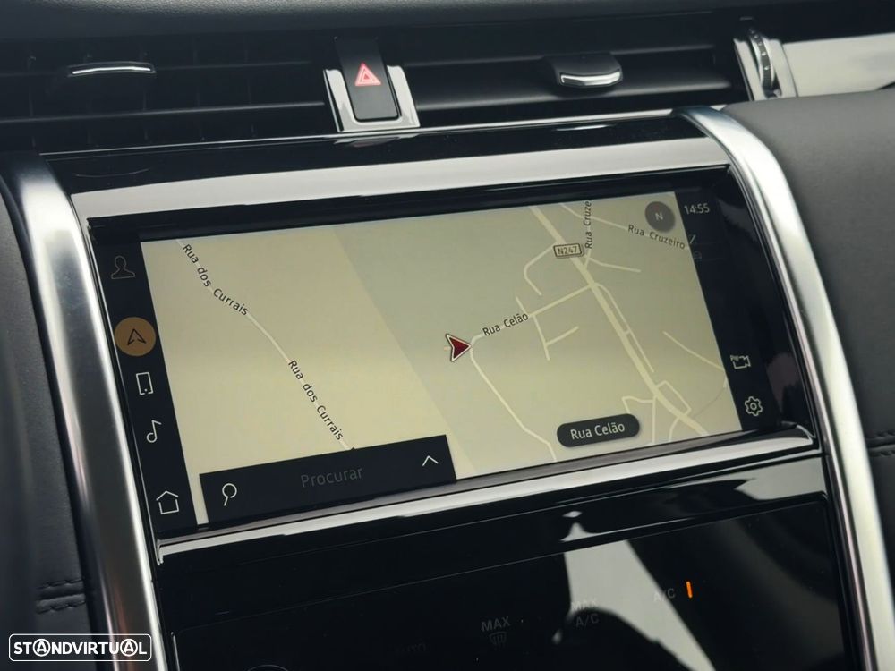 Land Rover Discovery Sport P300e Dynamic SE - 24