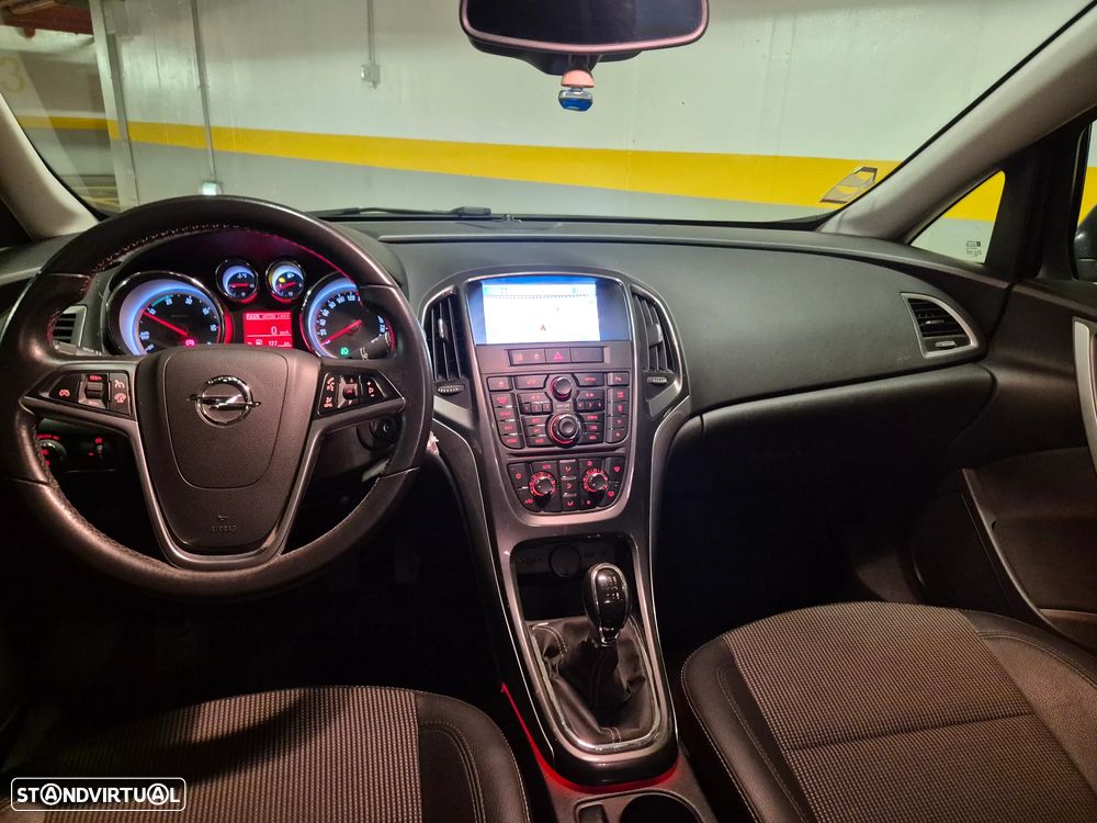 Opel Astra 1.7 CDTI Cosmo Start/Stop - 28