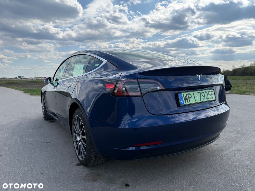 Tesla Model 3 Standard Range Plus - 17