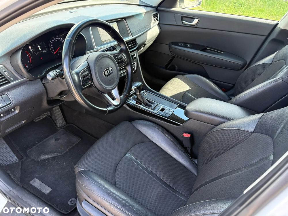 Kia Optima 1.7 CRDI L DCT - 9