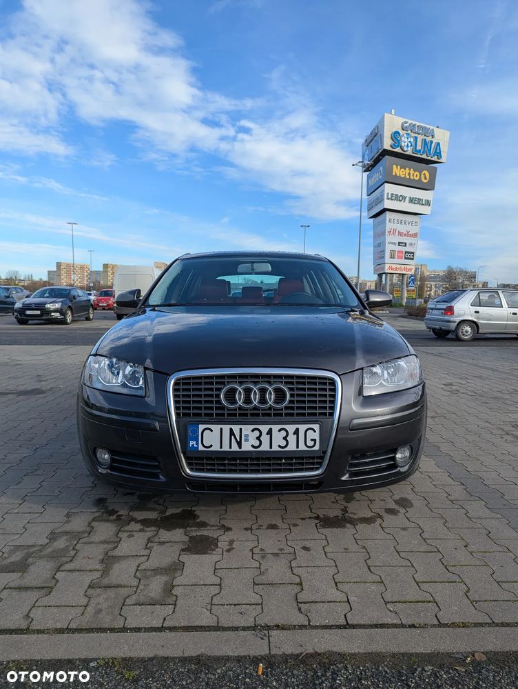Audi A3 Sportback 2.0 TDI Ambiente - 2