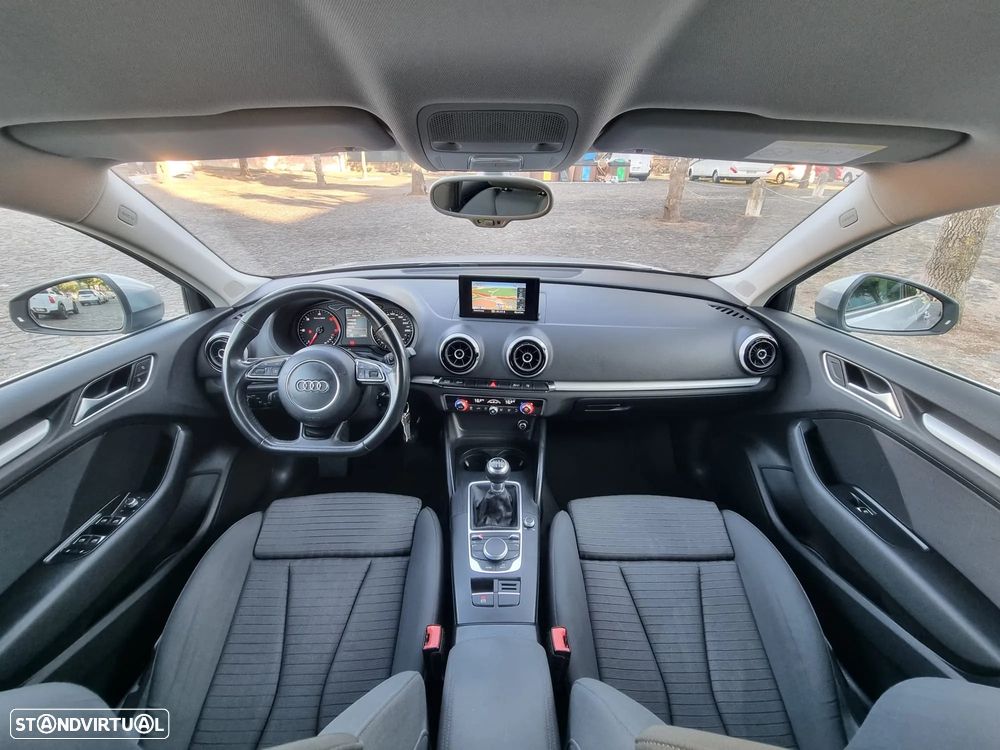 Audi A3 Sportback 1.6 TDI Advance Ultra - 5
