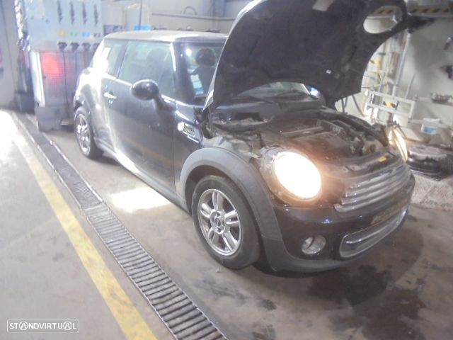 Carro MOT: N16B16A MINI MINI 2 R56 2013 1.6I 75CV 3P PRETO GASOLINA - 2