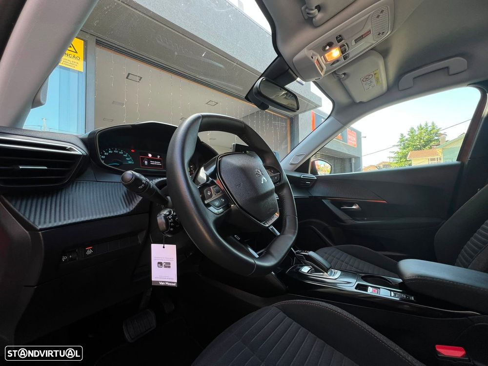 Peugeot e-2008 50 kWh Active Pack - 10
