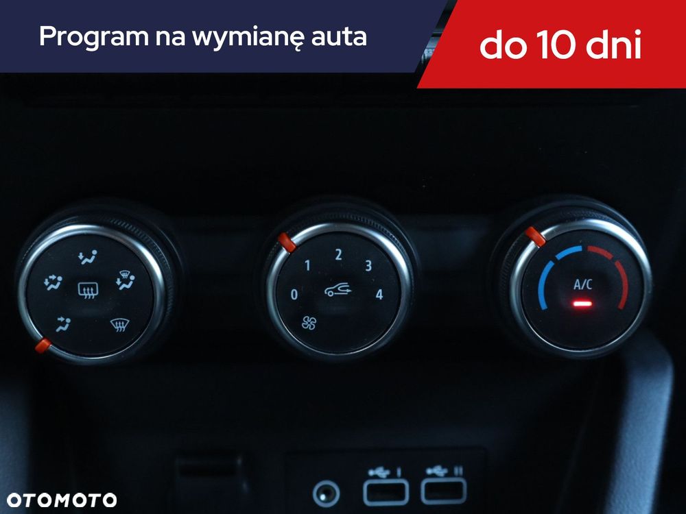 Renault Clio - 22