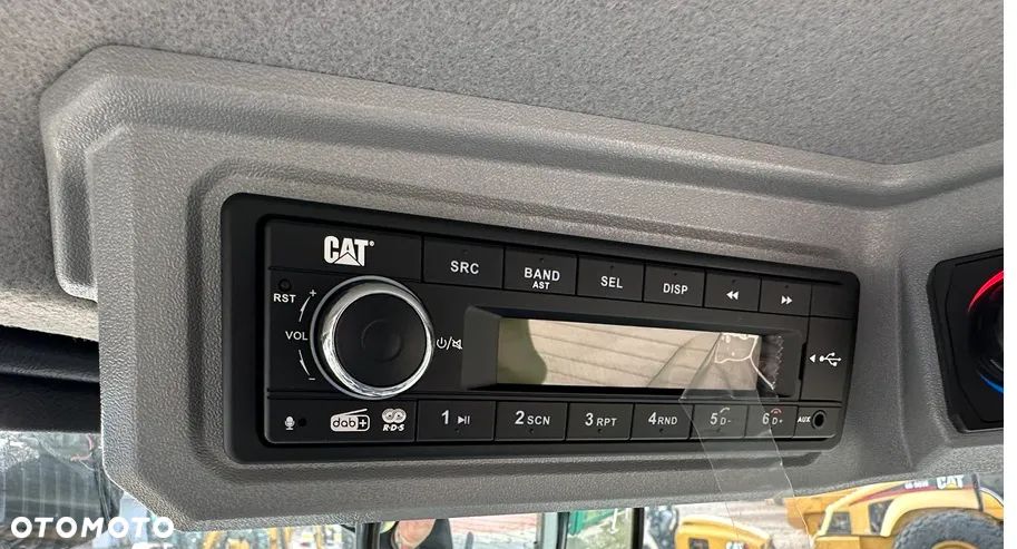 Caterpillar 906 - 31