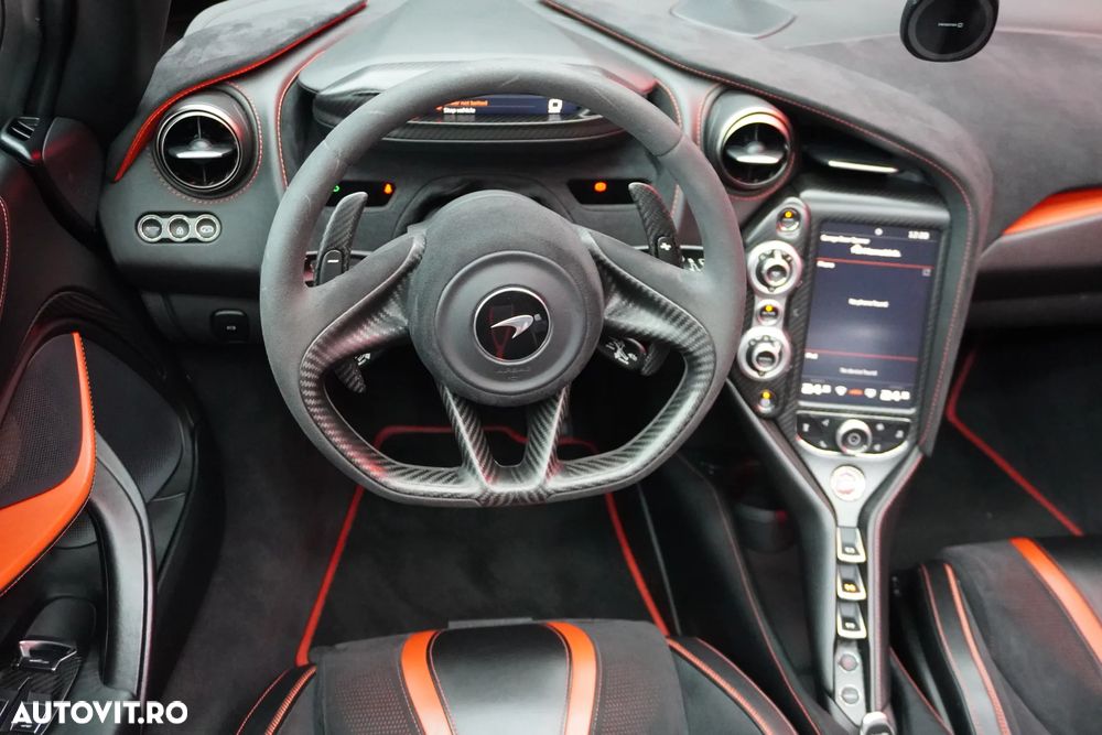 McLaren 720S - 19