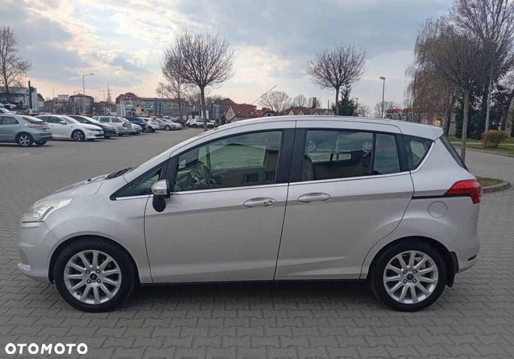 Ford B-MAX - 11